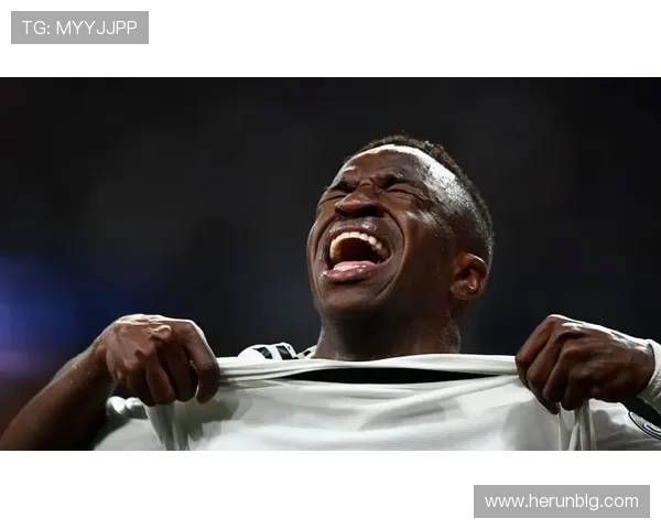 国家德比闹剧：维尼修斯唇语喊离队