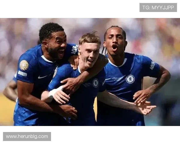 帕尔默 8.8 分全场最佳！1 助攻 2 造杀机难掩传中短板，6 射 3 正成进攻核心